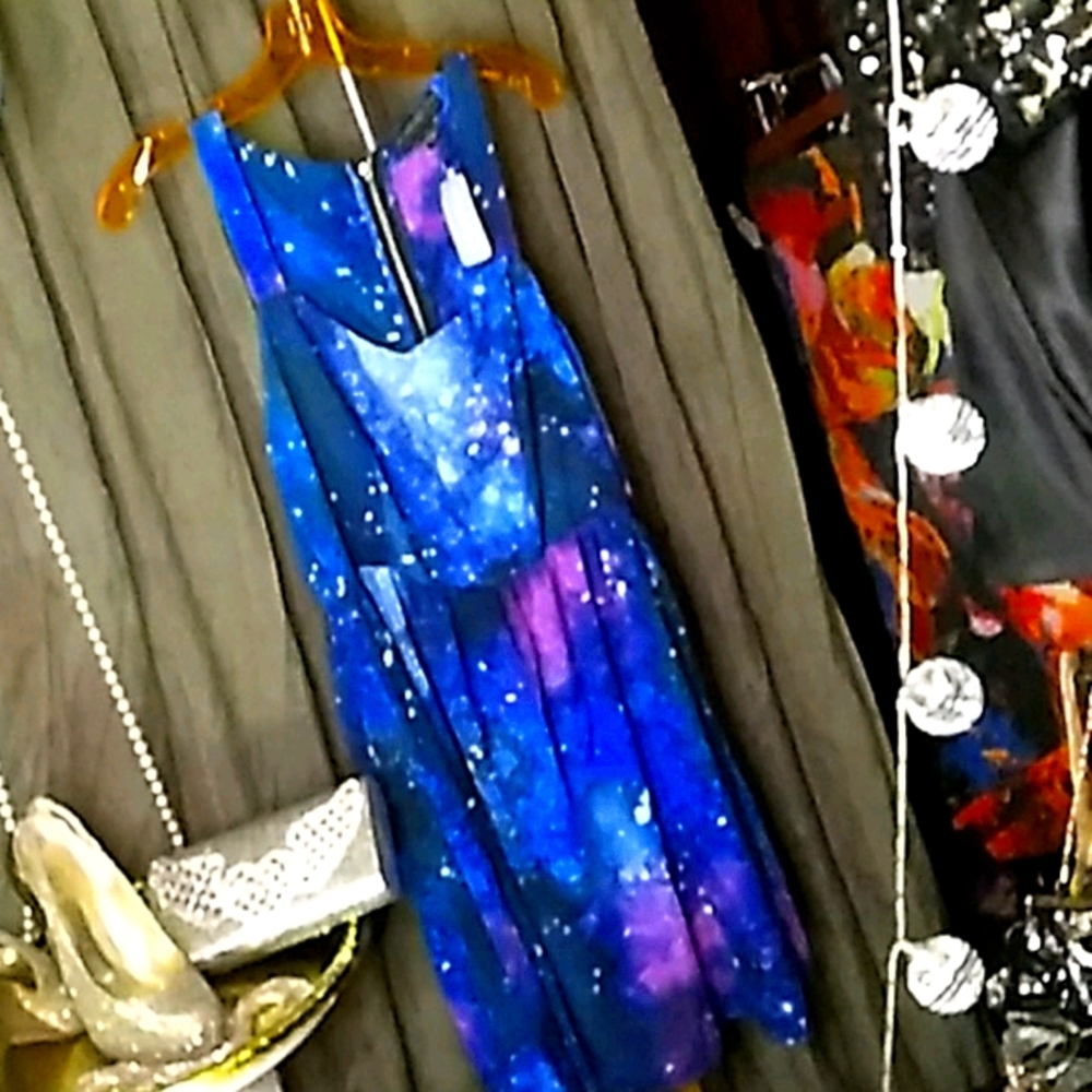 FOREVER 21 Dress